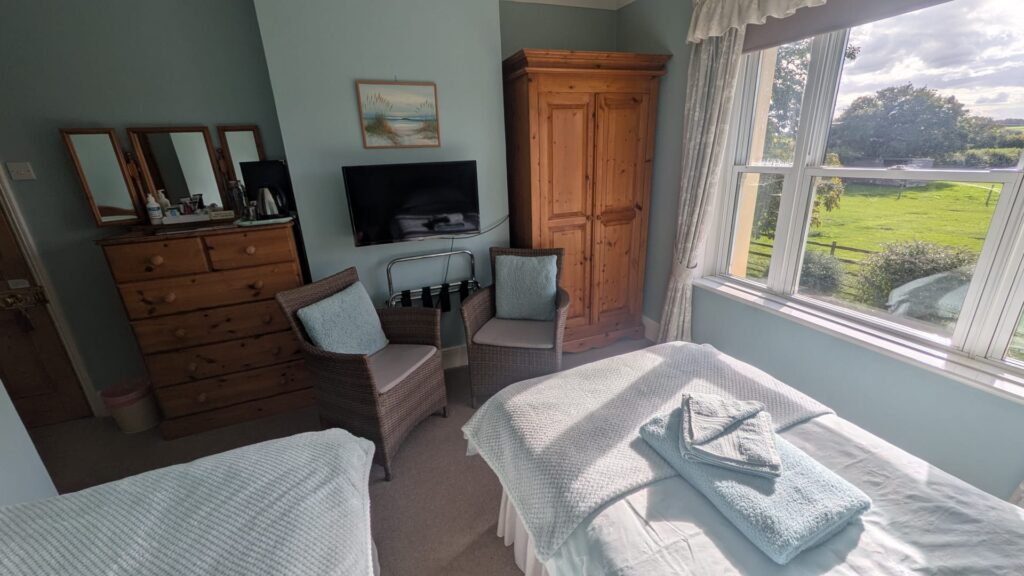 PHOTO-2025-10-16-14-42-36 2