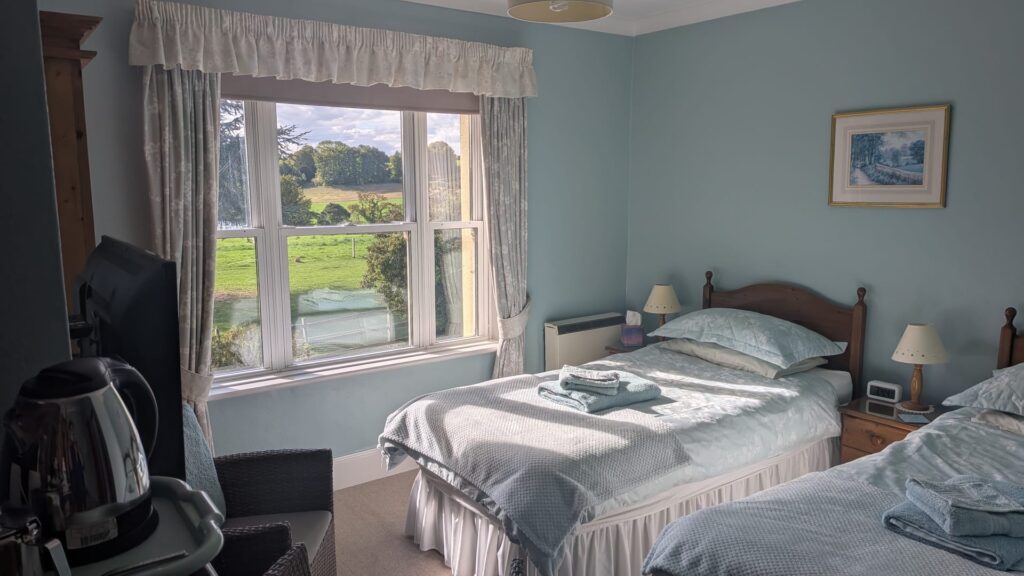 PHOTO-2025-10-16-14-42-39 2